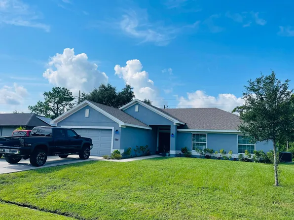 684 SE Chapman Avenue, Port St Lucie, FL 34984