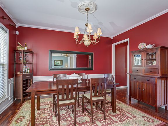 4th image of 2936 Alpine Forest Ct