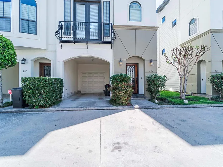 3119 Fairdale Oaks E — Photo 20