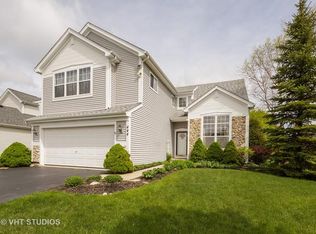 444 E Stratford Ln, Round Lake Beach, IL 60073