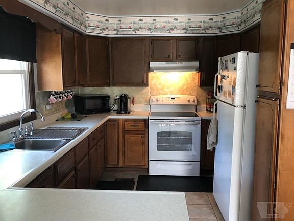 3rd image of 14 Fir Cir