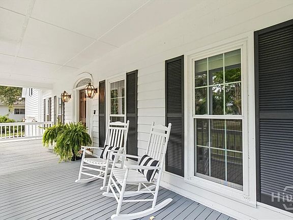 4th image of 7 Marsh Elder Lane