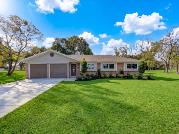 13415 Winston St, Santa Fe, TX 77517