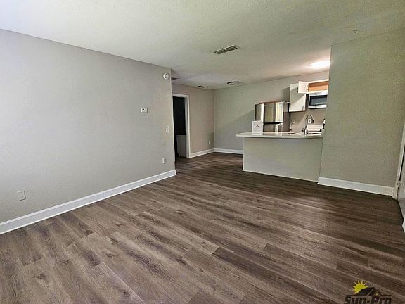 5th image of 4955 Orange Blvd #109
