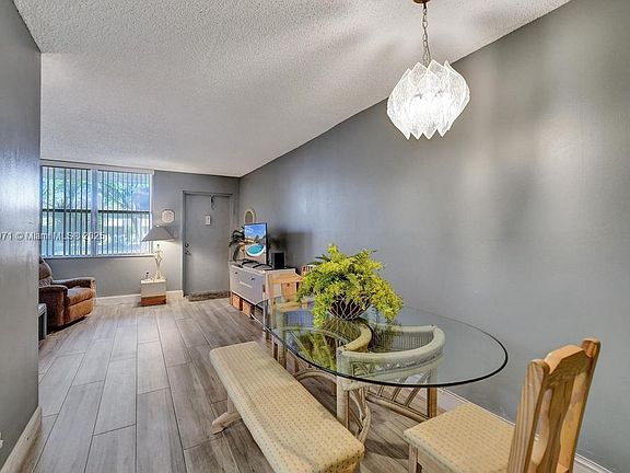 4th image of 9141 Sunrise Lakes Blvd APT 104