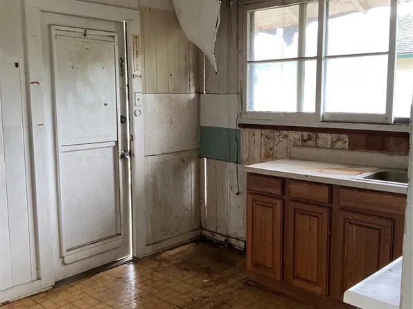 1915 California Ave, Wahiawa, HI 96786