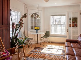 17 Johnson Rd, Falmouth, ME 04105