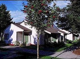 33713 NE Williams St APT F13, Scappoose, OR