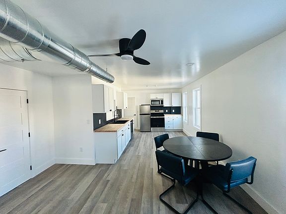4th image of 1214 Main St #1
