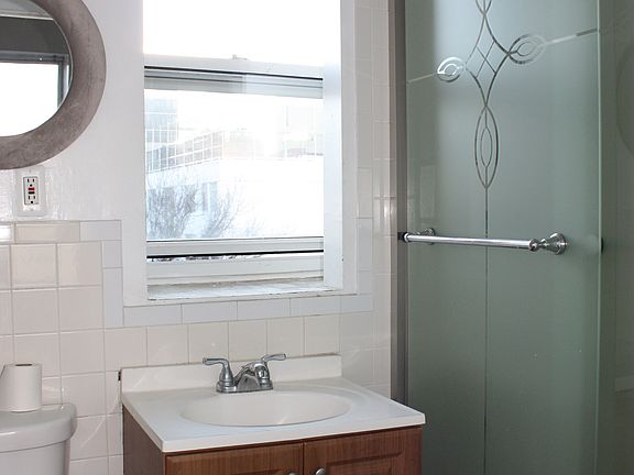 4th image of 30-16 38th Ave #4A