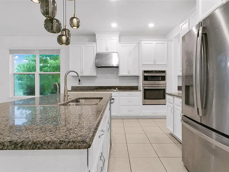 901 Sabal Breeze Ln — Photo 8