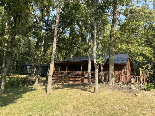 300 Core Rd, Frankfort, OH 45628