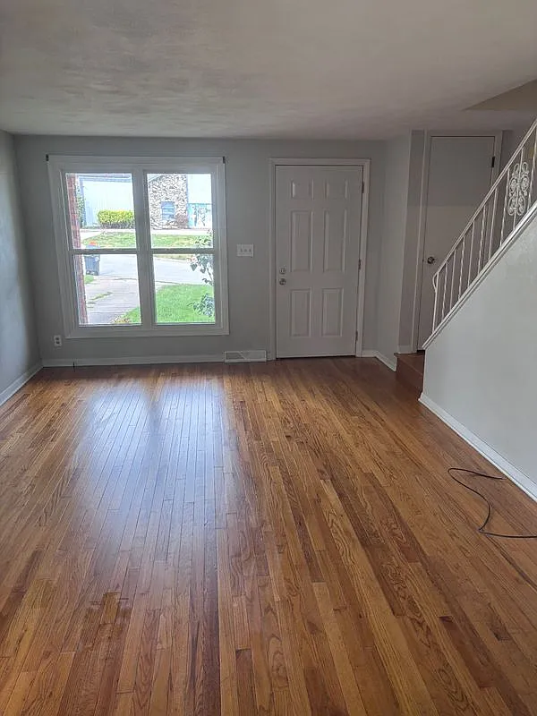 2 bed, 1.0 bath, 1344 sqft, $1,185 — Photo 4