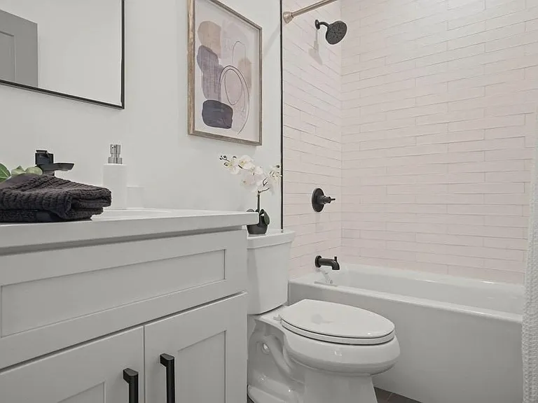 52 Withington St #6 — Photo 14