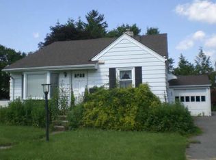 64 Romain Ave, Pompton Lakes, NJ 07442
