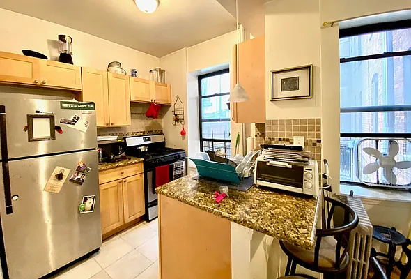 Rented by Corcoran | media 13