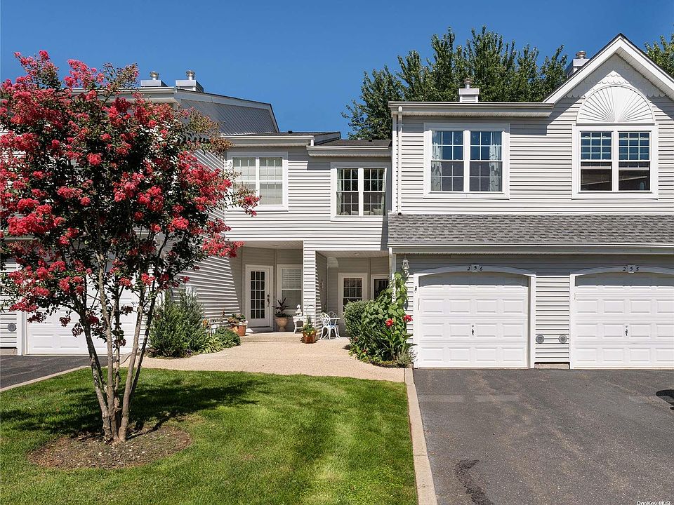 1st image of 256 Windward Drive #1