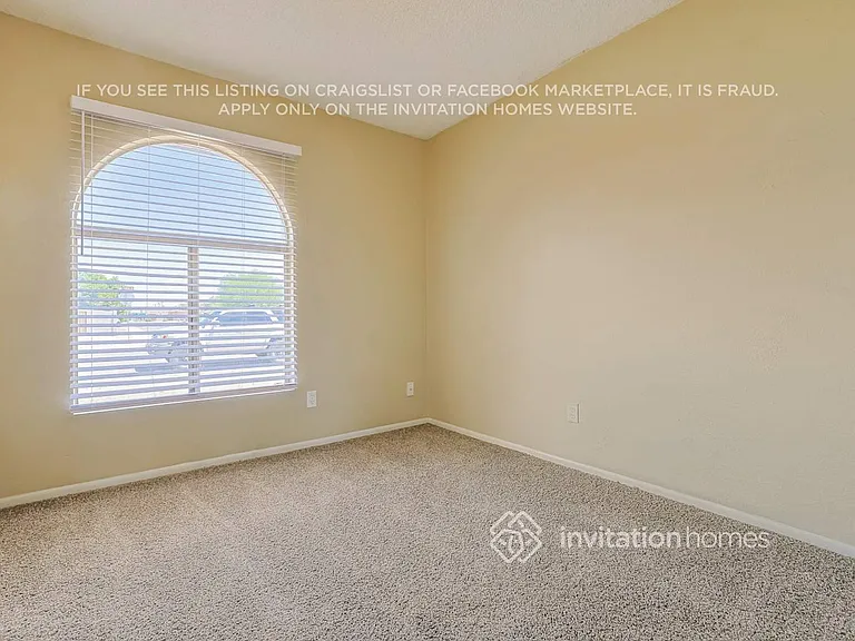 1417 W Curry St — Photo 13