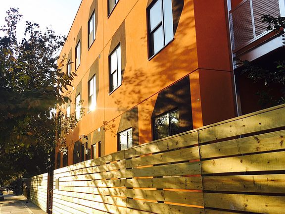4th image of 368 Throop Ave #3FR
