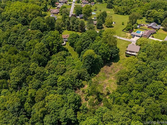 5th image of 2549 S College Hills Dr
