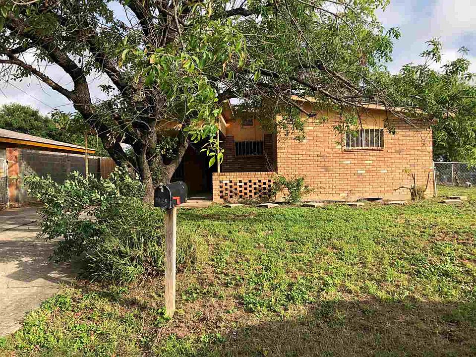 1st image of 2120 Piedra China St
