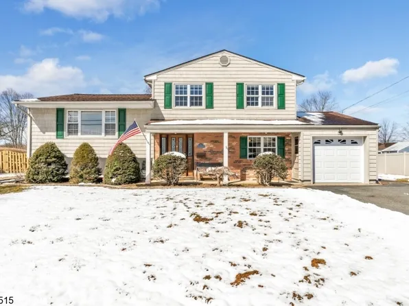 26 Bass Dr, Roxbury Twp., NJ 07876