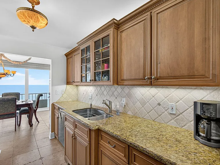 5550 N Ocean Dr #20C — Photo 17