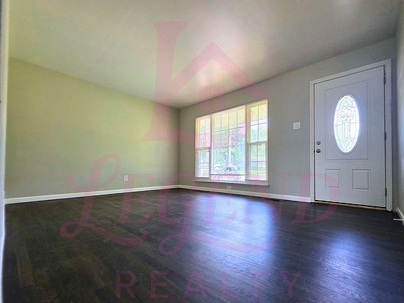 2nd image of 1490 Mullanphy Rd