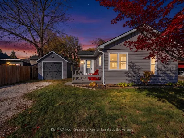 285 2nd St, Collingwood, ON L9Y 1G4