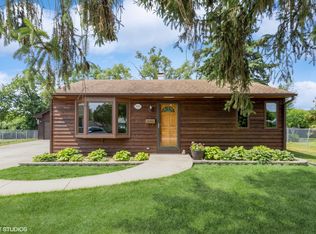 3908 Redwing Ct, Rolling Meadows, IL 60008