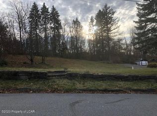 335 Simpson St, Dupont, PA 18641