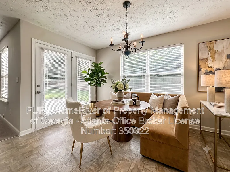 3 bed, 2.5 bath, 3595 sqft, $2,735 — Photo 3