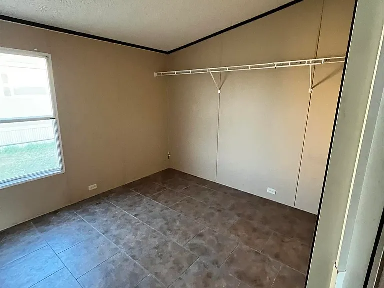 1602 W County Rd #120-P — Photo 4