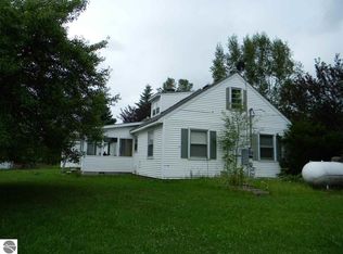 4690 Campbell Rd, Rose City, MI 48654