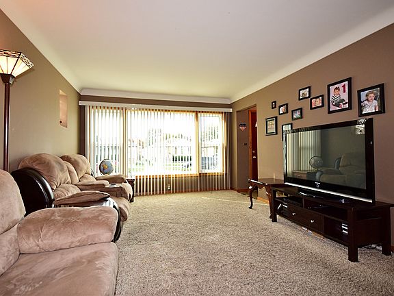 5th image of 7535 N Osceola Ave