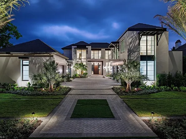 3300 Gin LN, NAPLES, FL 34102