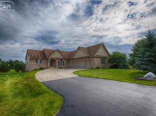 4347 Lahring Rd, Linden, MI 48451