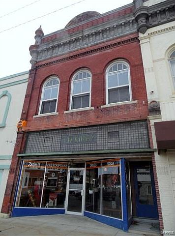2nd image of 104 S State St