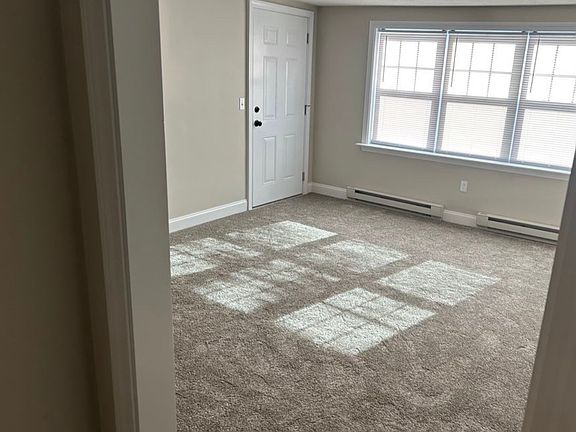 5th image of 292 Smith St APT D