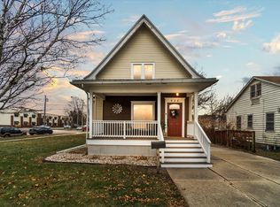 624 Yuba St, Janesville, WI 53545