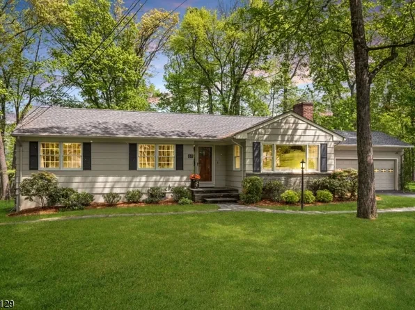 69 Orchard Ln, Berkeley Heights Twp., NJ 07922