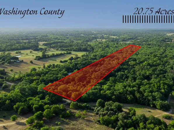 12515 Whitman Rd, Brenham, TX 77833