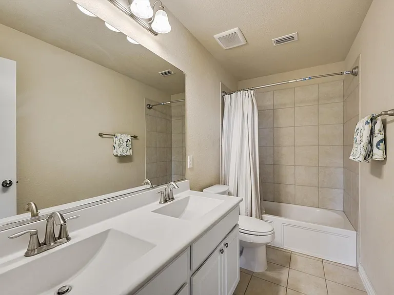5201 Texana Dr — Photo 2
