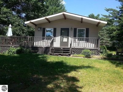 10855 Lockwood Dr, Cadillac, MI, 49601