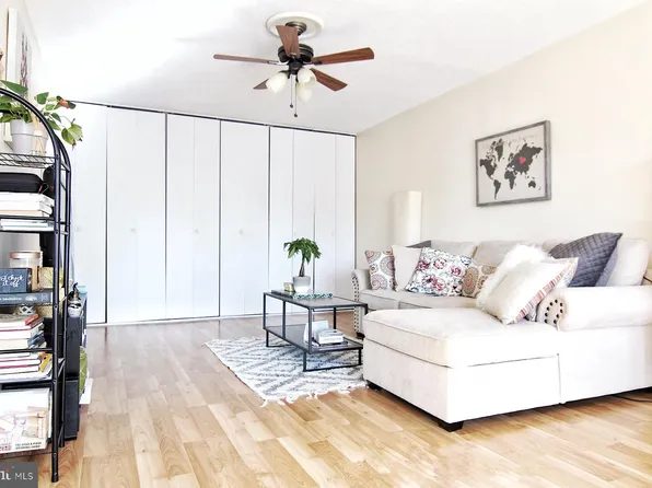 3100 S Manchester St APT 632, Falls Church, VA 22044