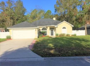 8625 Fieldstone Dr, Yulee, FL 32097