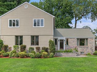 61 Longview Dr, Scarsdale, NY 10583