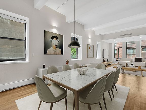 3rd image of 165 Perry St APT 2A