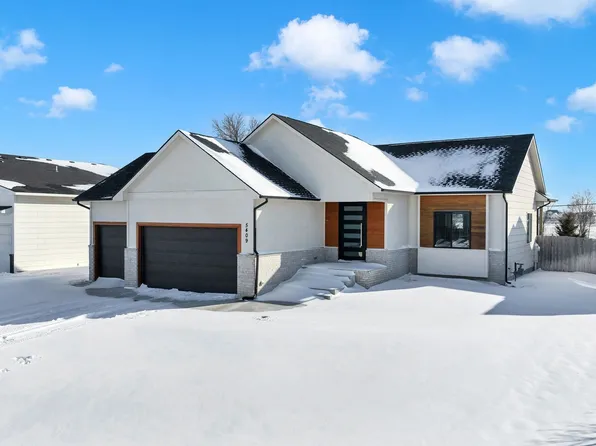 5409 N Saint Paul Ct, Wichita, KS 67204