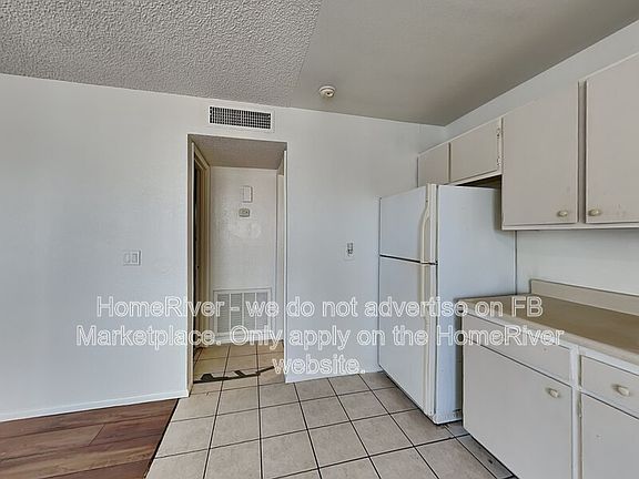4th image of 2124 Moyo Dr APT 4